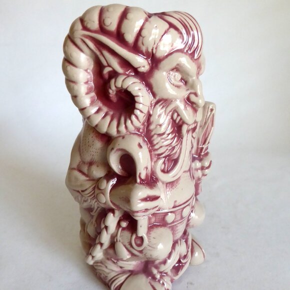 NEW 2019 KRAMPUS MONDO TEE-KIS BEAST RED WASH VARIANT CERAMIC TIKI MUG - Picture 3 of 16
